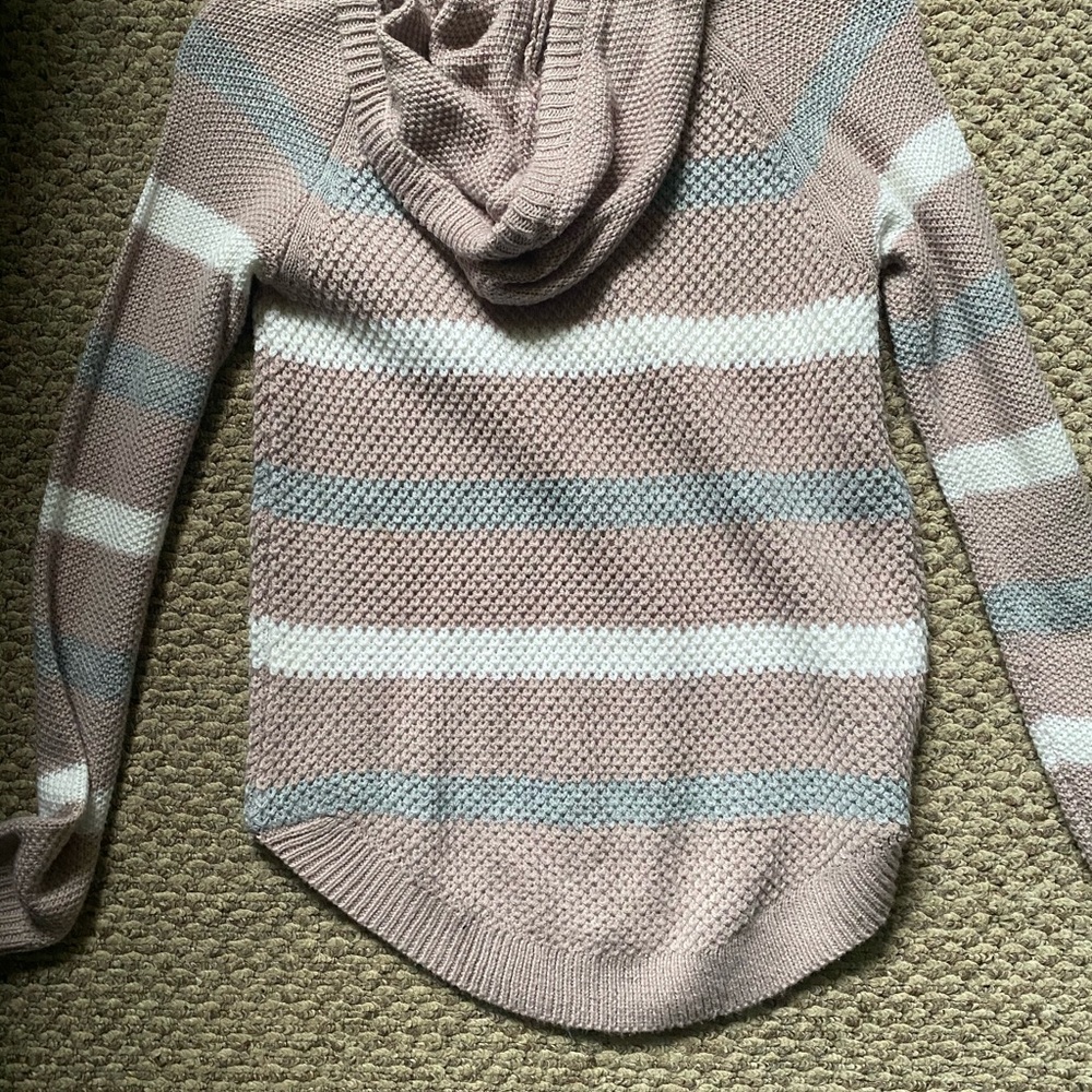 Sweater - Picture 2 of 2